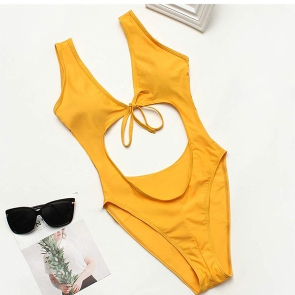 yellow swimsuit size women’s XL so sexy & cute NWT - Picture 2 of 15